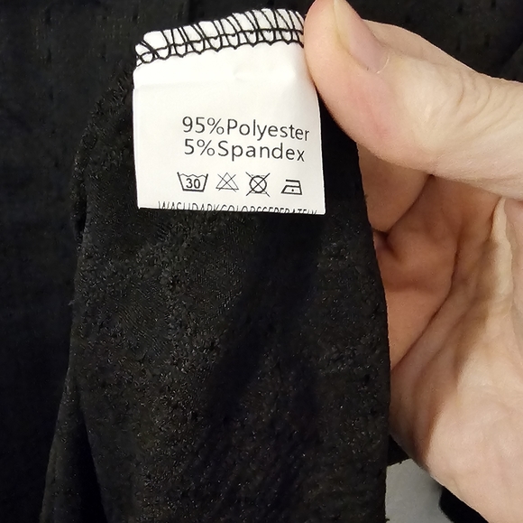 Naggoo Top - Picture 3 of 4